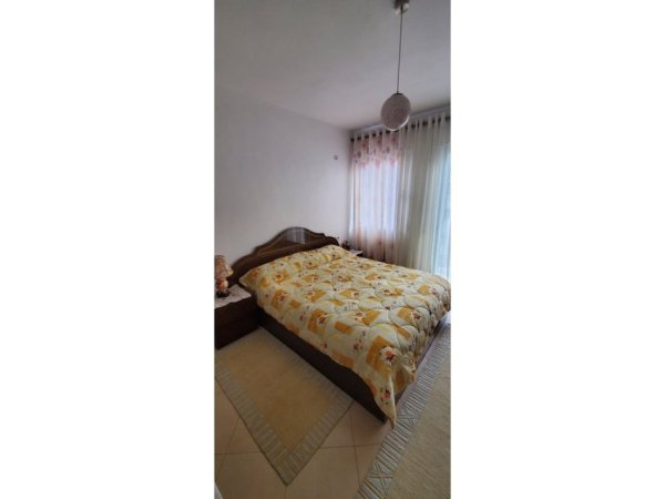 Tirane, jepet me qera apartament 2+1 Kati 4, 80 m² 750 € (Rruga Haxhi Dalliu)