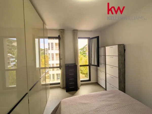 Shitet apartament 2+1 Lungomare Vlore