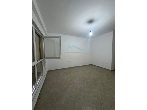 Tirane, shitet apartament 2+1 Kati 3, 119 m² 200.000 € (Rezidenca Euro 3D, Rruga Hasan Vogli, Tirane)