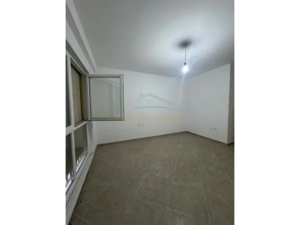 Tirane, shitet apartament 2+1 Kati 3, 119 m² 200.000 € (Rezidenca Euro 3D, Rruga Hasan Vogli, Tirane)