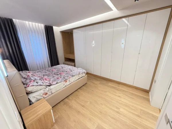 Tirane, jepet me qera apartament 1+1 Kati 3, 1.350 € 