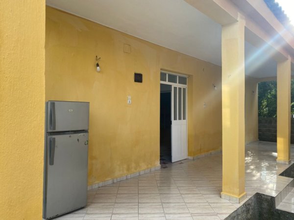 Tirane, jepet me qera shtepi 2+1+Ballkon Kati 0, 128 m² 420 € (ne rrugen Hysen Selmani Tirane)