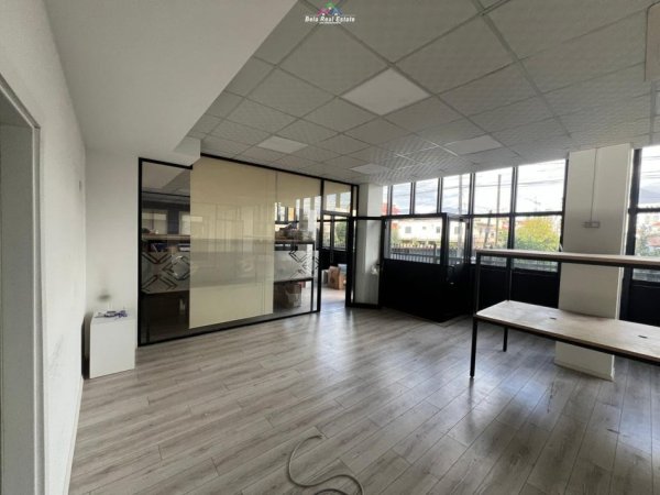 Tirane, jepet me qera zyre Kati 0, 280 m² 2.100 € (rruga albanopoli)