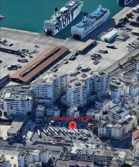 Durres, shes 1+1+Ballkon Kati 2, 60 m² 85.000 € (OKAZION Shitet 1+1+Ballkon Kati 2 pallat egzistues 85.000€ Stacioni trenit MUNDESI PERFEKTE INVESTIMI +3550692039456)