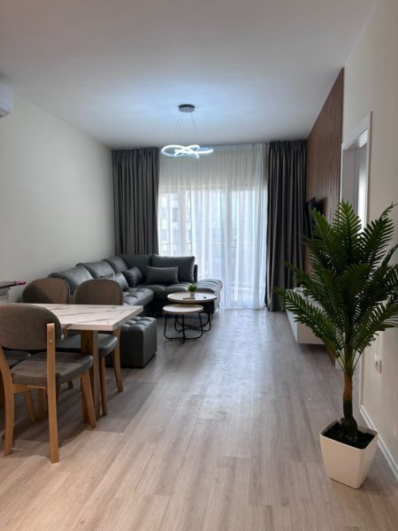 Tirane, jepet me qera apartament 2+1+Ballkon , 76 m² 1.000 € 