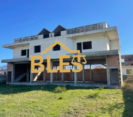 Tirane, shitet shtepi 2 Katshe , 1.000 m² 160.000 € (Rruga Kastrriotet)