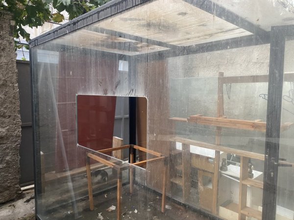 Tirane, Shitet Tabakino/Kioske 129.000 leke te reja