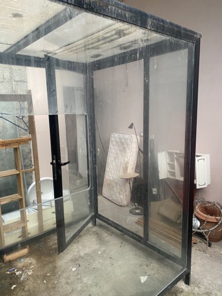 Tirane, Shitet Tabakino/Kioske 129.000 leke te reja