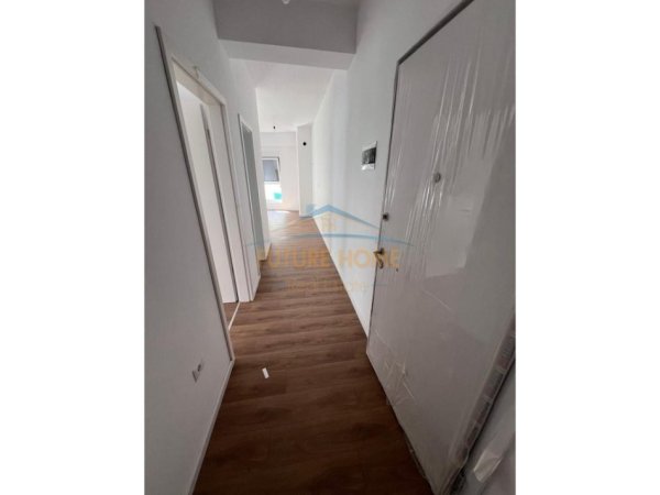Tirane, shitet apartament 1+1+Ballkon Kati 5, 65 m² 109.500 € (ALI DEMI KOMPLEKSI KAIMI)