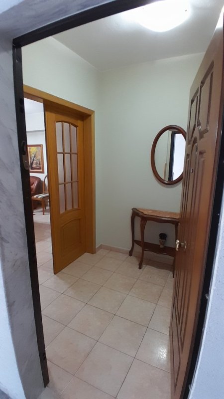 Tirane, jap me qera apartament 2+1+Aneks+Ballkon Kati 4, 121 m² 750 € (Sheshi willson prane shkolles Deshmoret e Lirise)