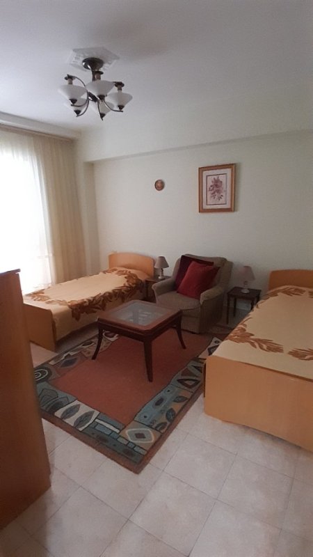 Tirane, jap me qera apartament 2+1+Aneks+Ballkon Kati 4, 121 m² 750 € (Sheshi willson prane shkolles Deshmoret e Lirise)