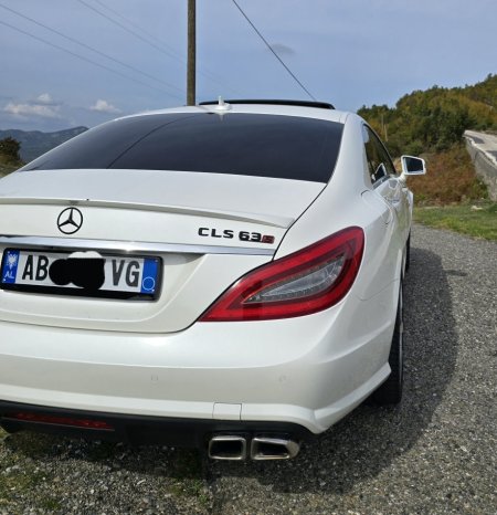 Tirane, shes makine CLS 550 biturbo 520 HP look AMG 63s Benzin, e bardhë automatik Klima 117.000 km 18.501 €