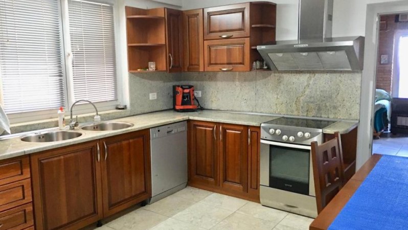 Tirane, jepet me qera apartament+verande | Penthouse 3+1 Kati 7, 360 m² 1.580 € (Liqeni i Thate)