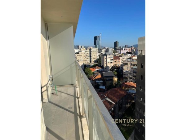 Tirane, jepet me qera ambjent biznesi Kati 7, 75 m² 650 € (Rruga Mine Peza)