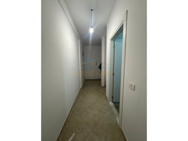 Tirane, shitet apartament 2+1+Ballkon Kati 3, 119 m² 200.000 € (Selite)