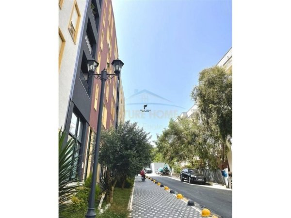 Tirane, shitet apartament 2+1 Kati 3, 118 m² 200.000 € 