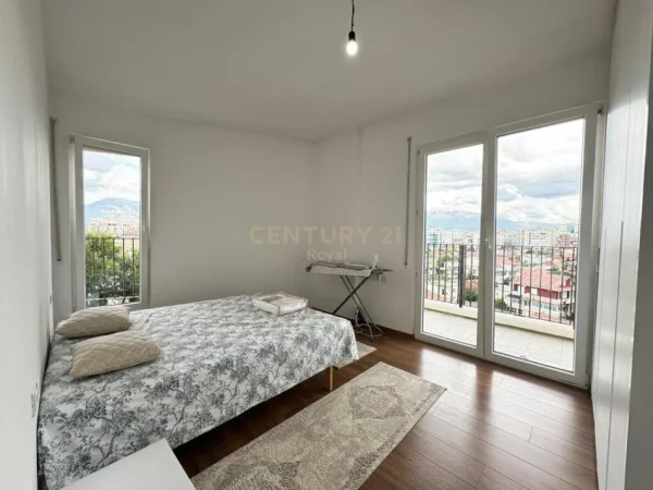 Tirane, jepet me qera apartament 2+1 Kati 8, 83 m² 650 € (Don Bosko)