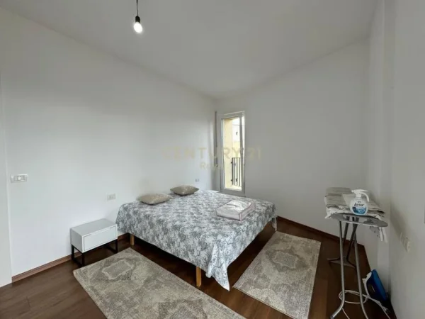 Tirane, jepet me qera apartament 2+1 Kati 8, 83 m² 650 € (Don Bosko)