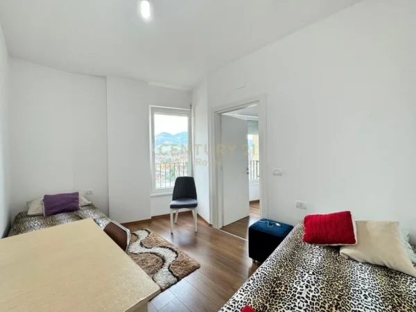 Tirane, jepet me qera apartament 2+1 Kati 8, 83 m² 650 € (Don Bosko)