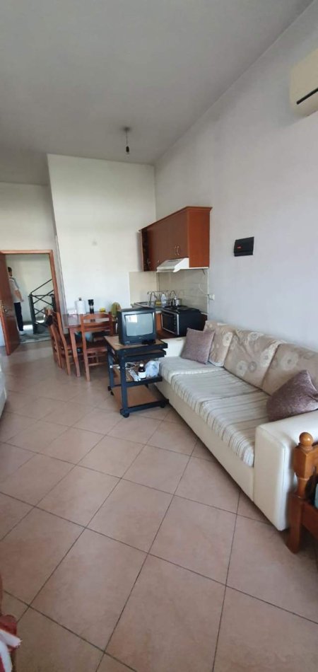 Tirane, jap me qera garsonier Kati 1, 45 m² 23.000 Leke (selit)