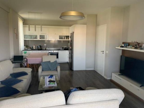 Tirane, shitet nje Apartament 2+1+2, sip 118 m2,  total 139,990 Euro (me nje pjese te mobiljeve)