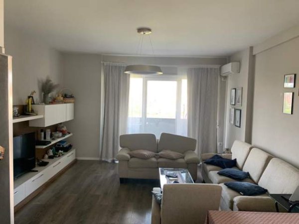 Tirane, shitet nje Apartament 2+1+2, sip 118 m2,  total 139,990 Euro (me nje pjese te mobiljeve)