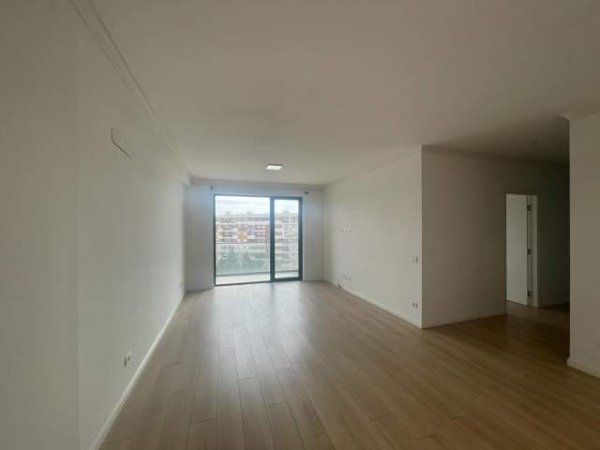 Tirane, jap me qera apartament 2+1+BLK+parkim  Kati 7, 110 m² 450 Euro (ASTIR)Residenca Future Home