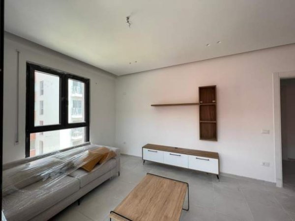 Tirane, shes apartament 2+1+BLK Kati 5, 105 m² 158.000 Euro (kopshti Botanik)