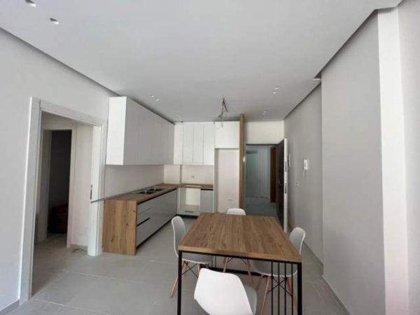 Tirane, shitet apartament 1+1+BLK Kati 1, 51 m² 121.000 Euro (kopshti Botanik)