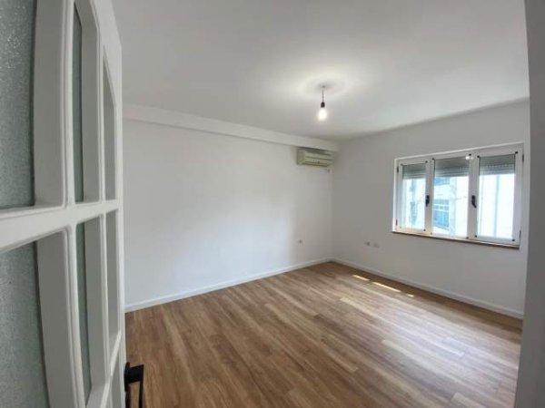 Tirane, shitet apartament 2+1+BLK Kati 6, 72 m² 98.000 Euro (21 Dhjetori)