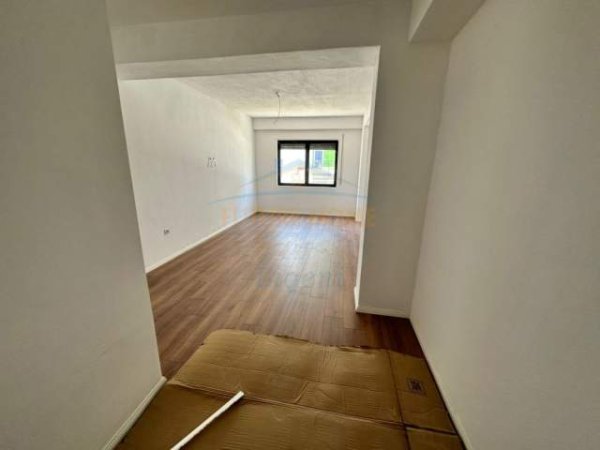 Tirane, shitet apartament 2+1 Kati 1, 117 m² 165.000 Euro (Kodra e Diellit)