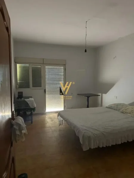 Durres, shitet apartament 3+1 Kati 8, 165 m² 285.000 Euro (NE ZONEN E VOLLGES DURRES)