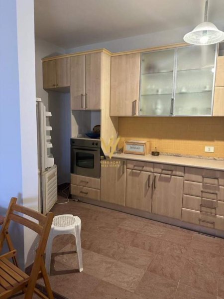 Durres, shitet apartament 3+1 Kati 8, 165 m² 215.000 Euro (NE ZONEN E VOLLGES DURRES)