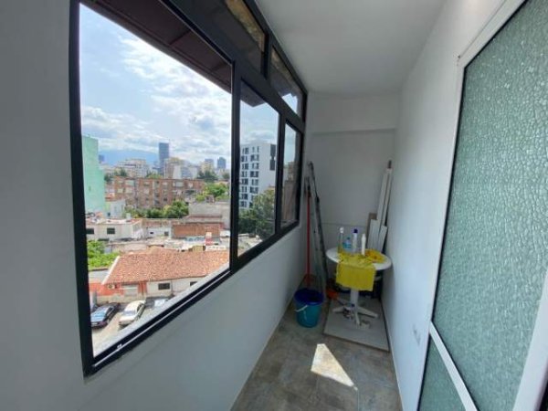 Tirane, shitet apartament 2+1+BLK Kati 6, 72 m² 98.000 Euro (21 Dhjetori)