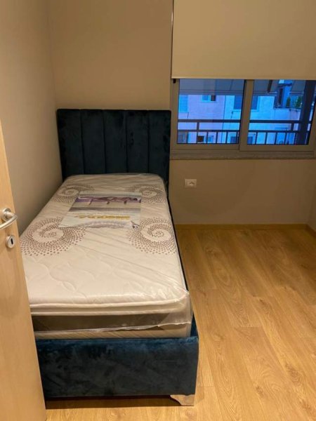 Tirane, shitet apartament 2+1 Kati 10, 90 m² 155.000 Euro (Komuna e Parisit)