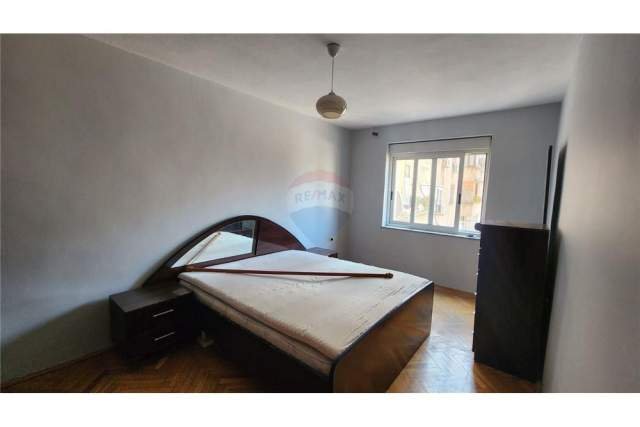 Tirane, shitet apartament 2+1+BLK Kati 4, 75 m² 125.000 Euro (Bulevardi Zogu I)