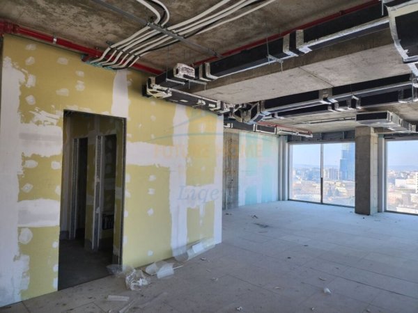 Tirane, shitet ambjent biznesi Kati 14, 461 m² 2.310.000 € 