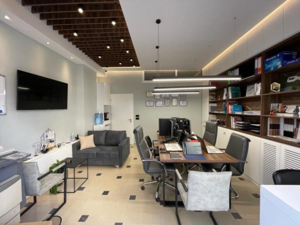 Tirane, shitet zyre e investuar Kati 0, 43 m² 85.000 € (Kodra e Diellit te Eleonora)