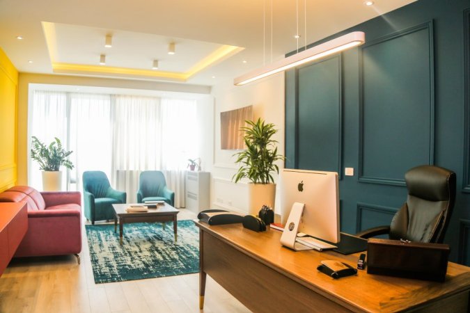 Tirane, jepet me qera zyre Kati 1, 35 m² 900 € 