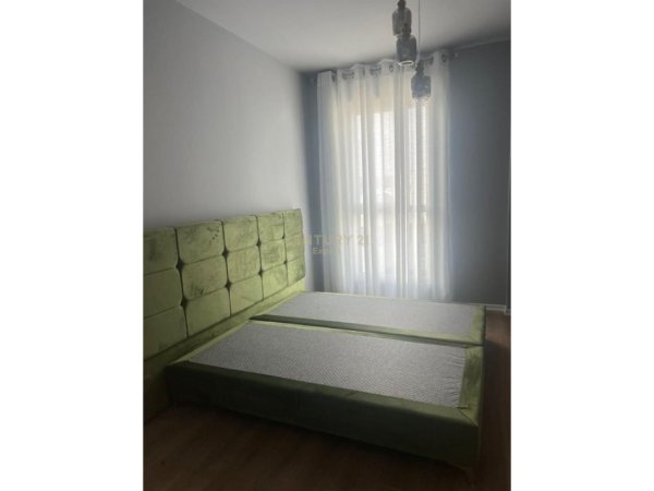 Tirane, jepet me qera apartament 2+1+Ballkon Kati 9, 99 m² 850 € (Don Bosko)