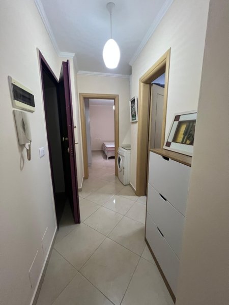 Tirane, jepet me qera apartament+verande | Penthouse 1+1+Ballkon Kati 8, 70 m² 520 € (Aleksandri i Madh)