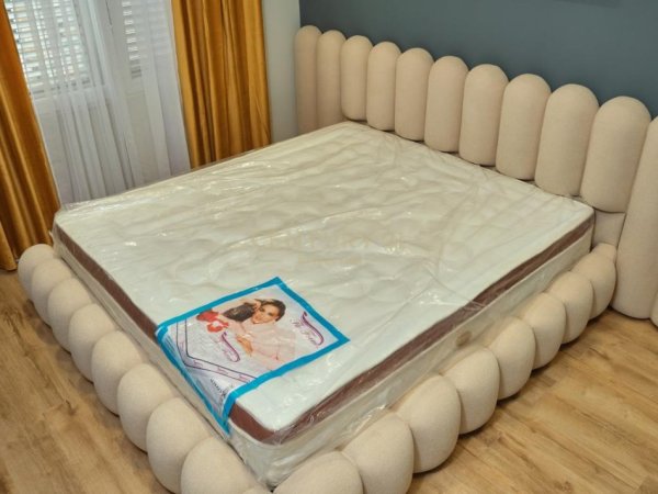 Tirane, shes apartament 1+1 Kati 5, 44 m² 173.000 € (Blloku)