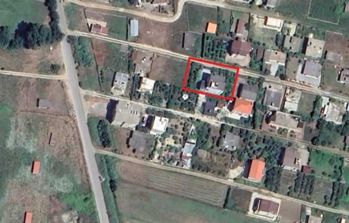 Vila me truallin.jpg