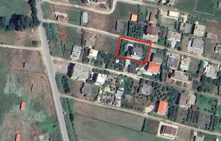 Durres, shitet Vile 3 Katshe , 530.000 € (Hamallaj)