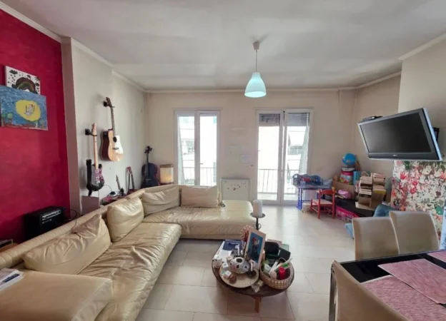 Tirane, shitet apartament 2+1+Ballkon Kati 6, 129 m² 230.000 € (Rruga Frederik Shiroka, pranë supermarket “Joena”)