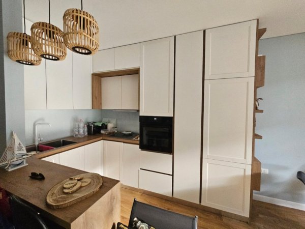 Gjiri Lalezit | Hamallaj, shitet apartament 1+1+Ballkon Kati 1, 75 m² 230.000 € (Hamallaj)