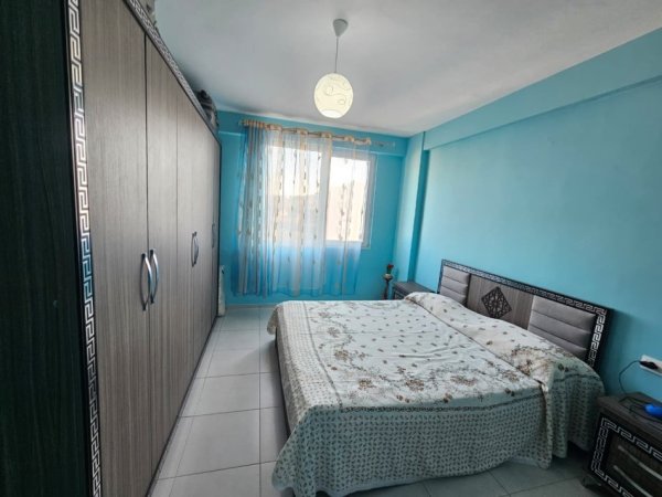 Durres, jepet me qera apartament 3+1+Aneks+Ballkon Kati 5, 130 m² 500 € 