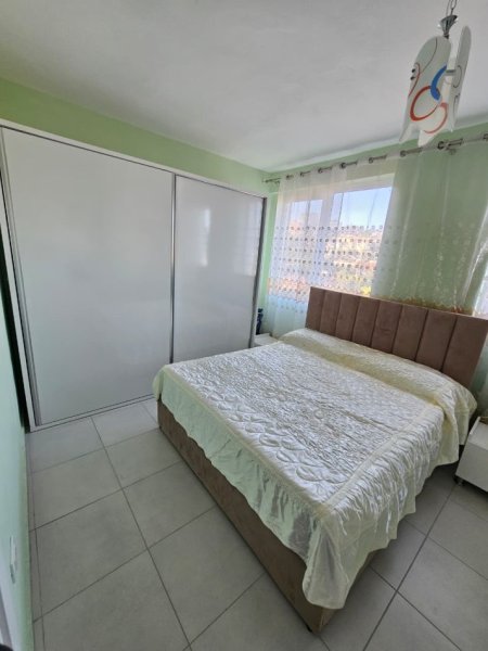 Durres, jepet me qera apartament 3+1+Aneks+Ballkon Kati 5, 130 m² 500 € 
