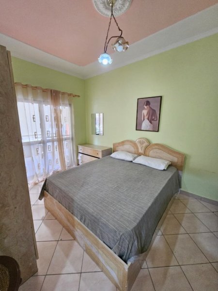 Golem, jepet me qera apartament 1+1+Aneks+Ballkon Kati 1, 60 m² 300 € 