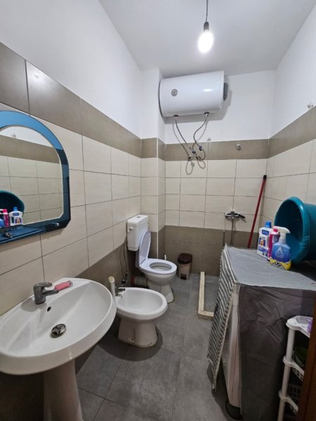 Golem, jepet me qera apartament 1+1+Aneks+Ballkon Kati 1, 60 m² 300 € 